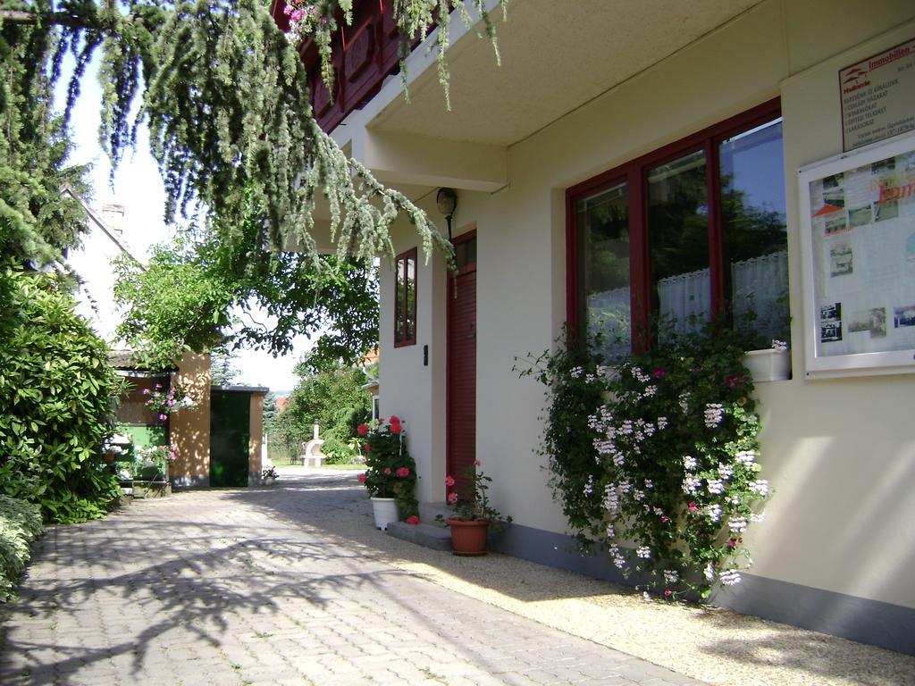 Muskatli Vendeghaz Heviz Exterior photo